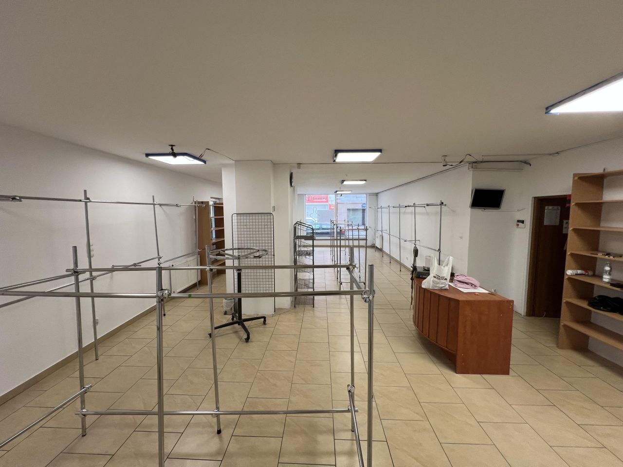Lokal Świebodzice, ul. Henryka Sienkiewicza. Zdjęcie 6