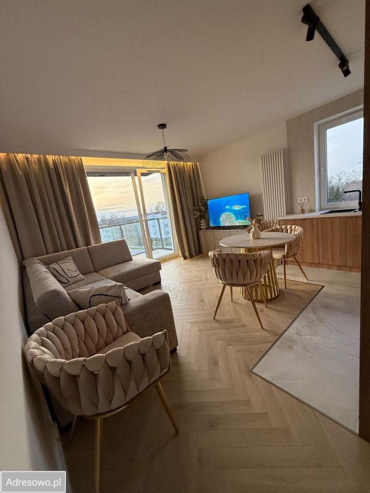 Mieszkanie 3-pokojowe Teresin, ul. Świętokrzyska. Zdjęcie 2