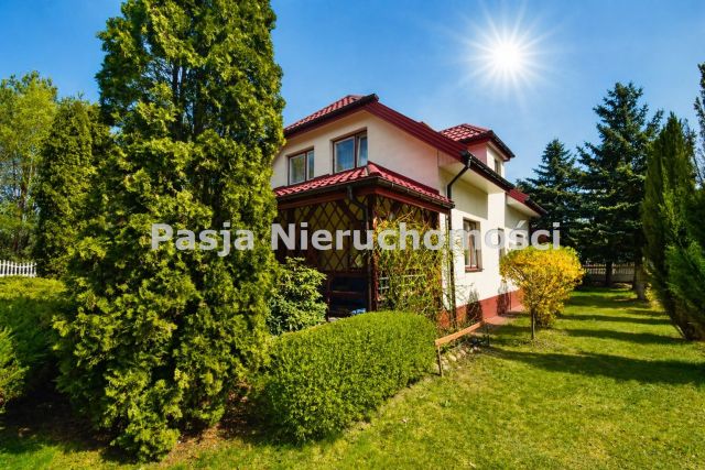 dom wolnostojący, 5 pokoi Grabina. Zdjęcie 3