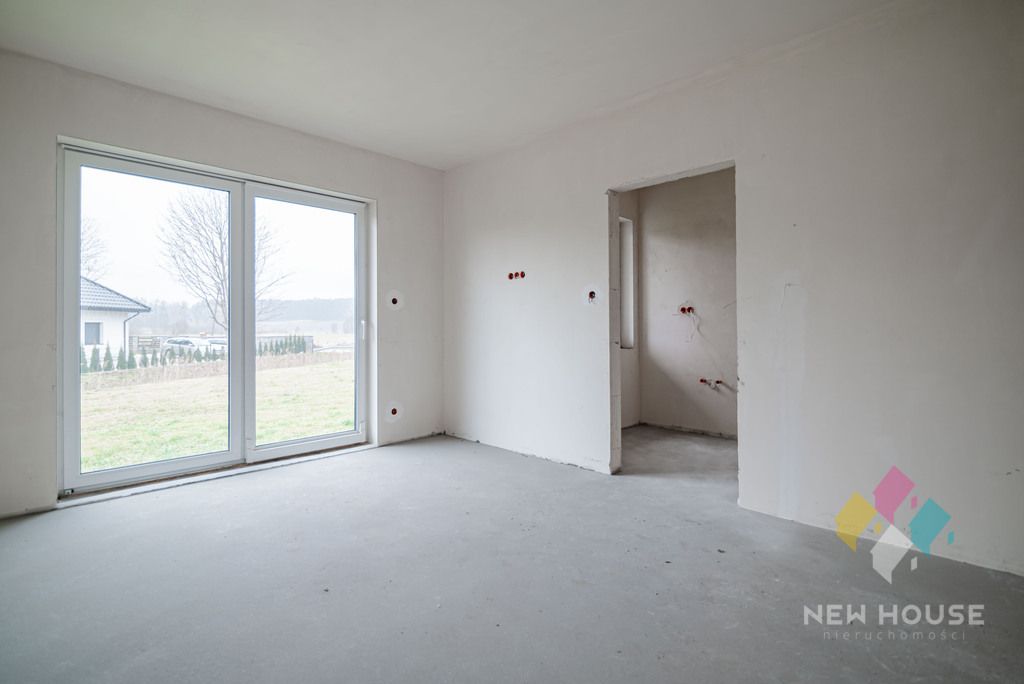 dom wolnostojący, 4 pokoje Smolajny. Zdjęcie 9