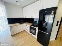 Mieszkanie 3-pokojowe Radomsko, ul. Piękna. Zdjęcie 2