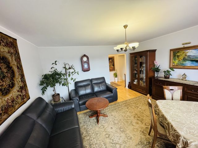 Mieszkanie 4-pokojowe Warszawa Stary Rembertów, ul. Topograficzna. Zdjęcie 1