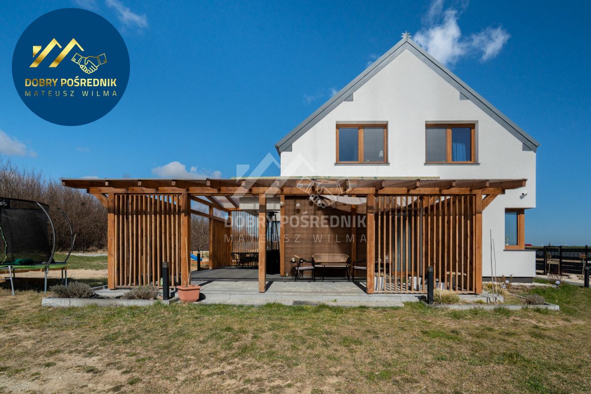 dom wolnostojący, 5 pokoi Darzlubie, ul. Nowa. Zdjęcie 2