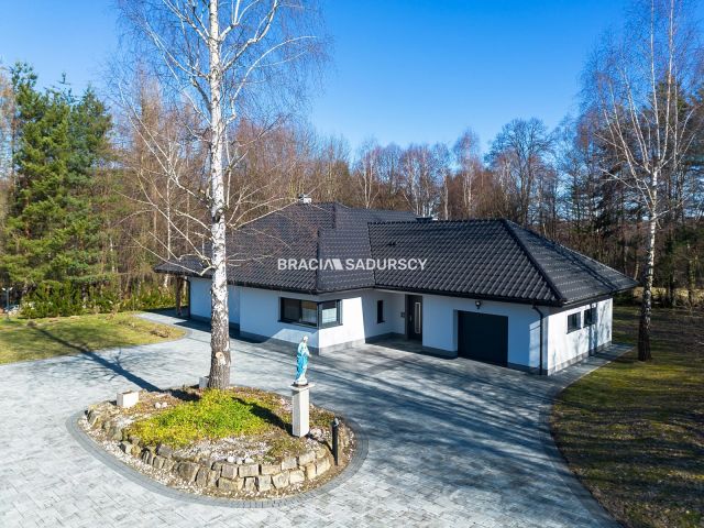 dom wolnostojący, 5 pokoi Łomna. Zdjęcie 18