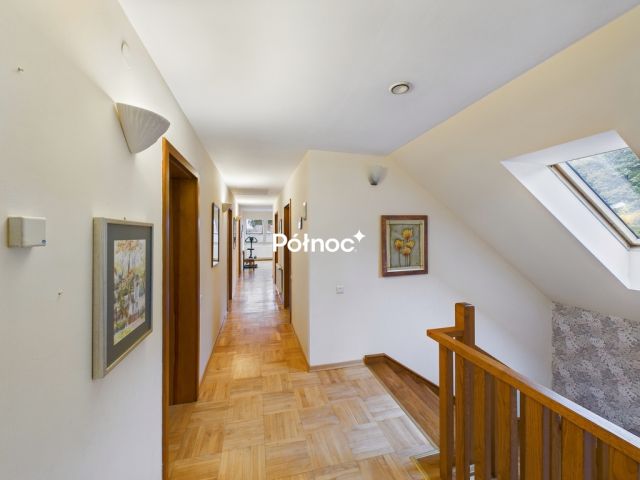 dom wolnostojący, 8 pokoi Baranów Sandomierski, ul. Podzamcze. Zdjęcie 26
