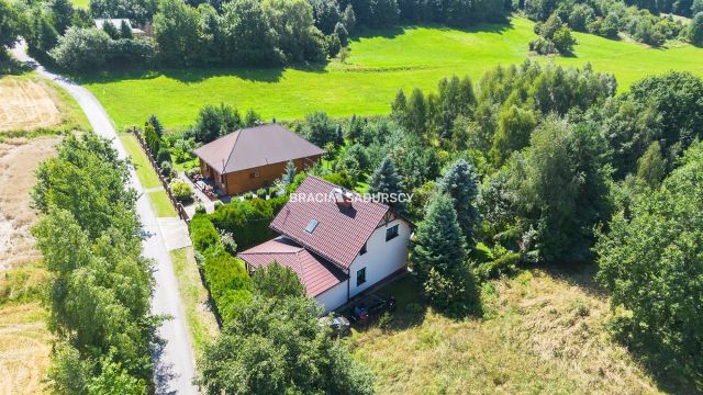 dom wolnostojący, 4 pokoje Brzeźnica. Zdjęcie 23