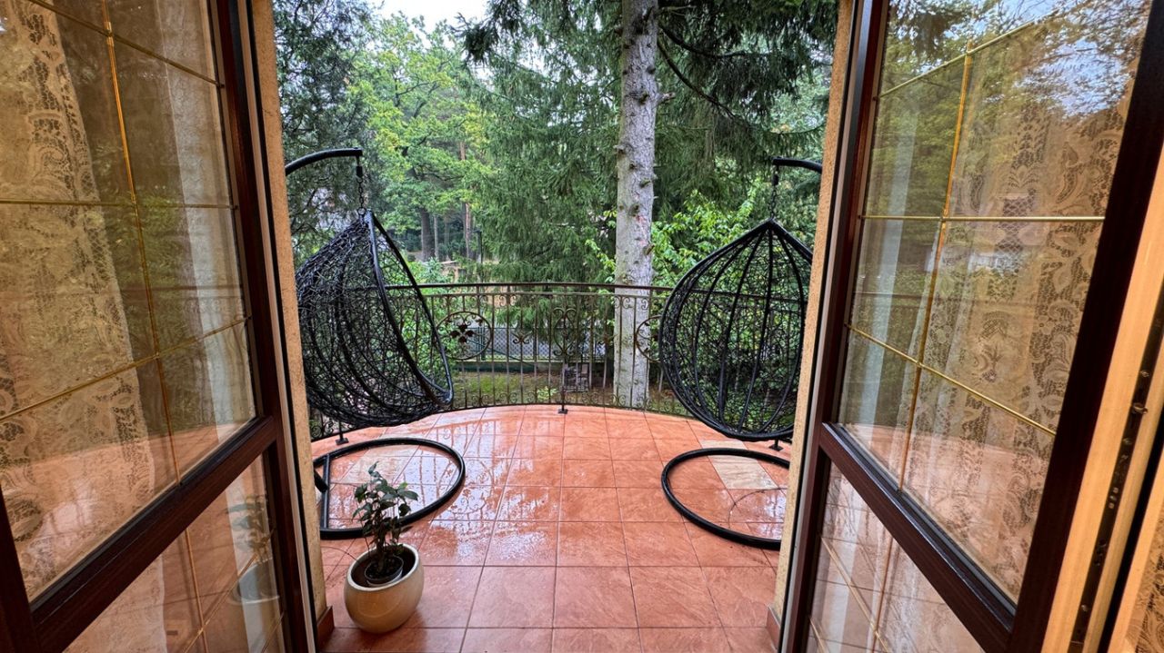 dom wolnostojący, 5 pokoi Milanówek. Zdjęcie 12