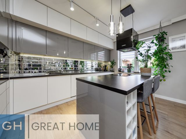 Mieszkanie 3-pokojowe Marki Czarna Struga, ul. Marmurowa. Zdjęcie 3