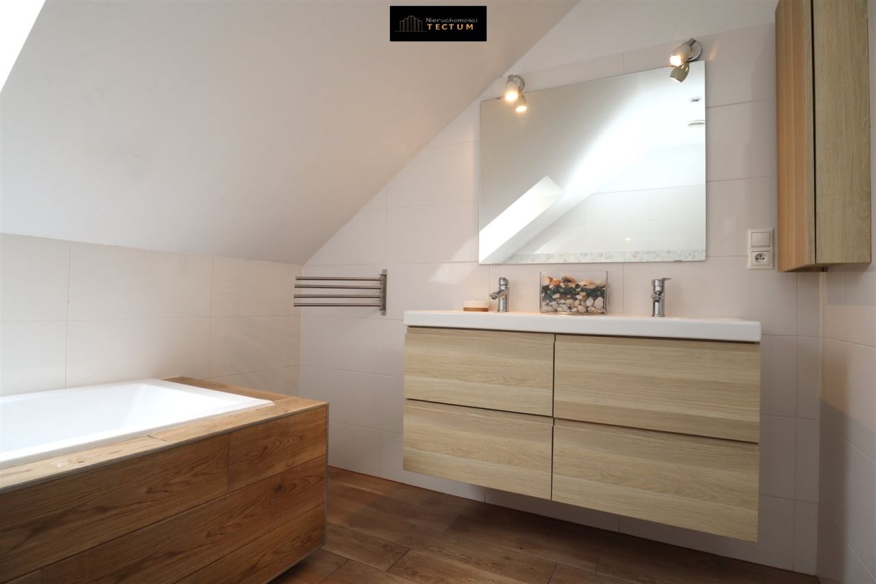 dom wolnostojący, 5 pokoi Wiatrowo Wiatrowo-Las. Zdjęcie 13