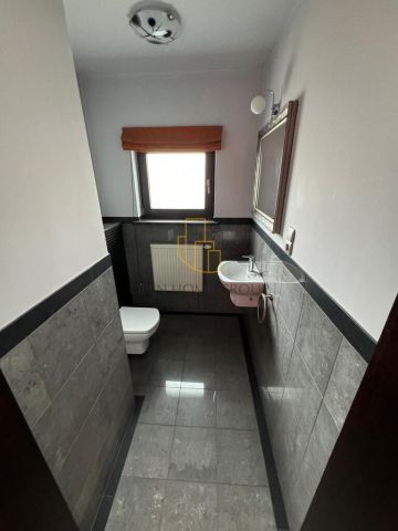 dom wolnostojący, 8 pokoi Wrocław Krzyki. Zdjęcie 20