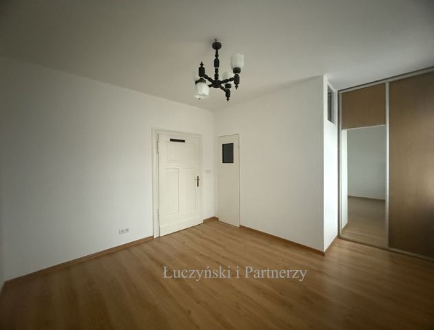 Mieszkanie 2-pokojowe Krzeszów. Zdjęcie 4