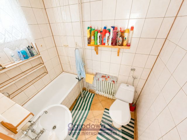dom wolnostojący, 3 pokoje Barchów. Zdjęcie 5