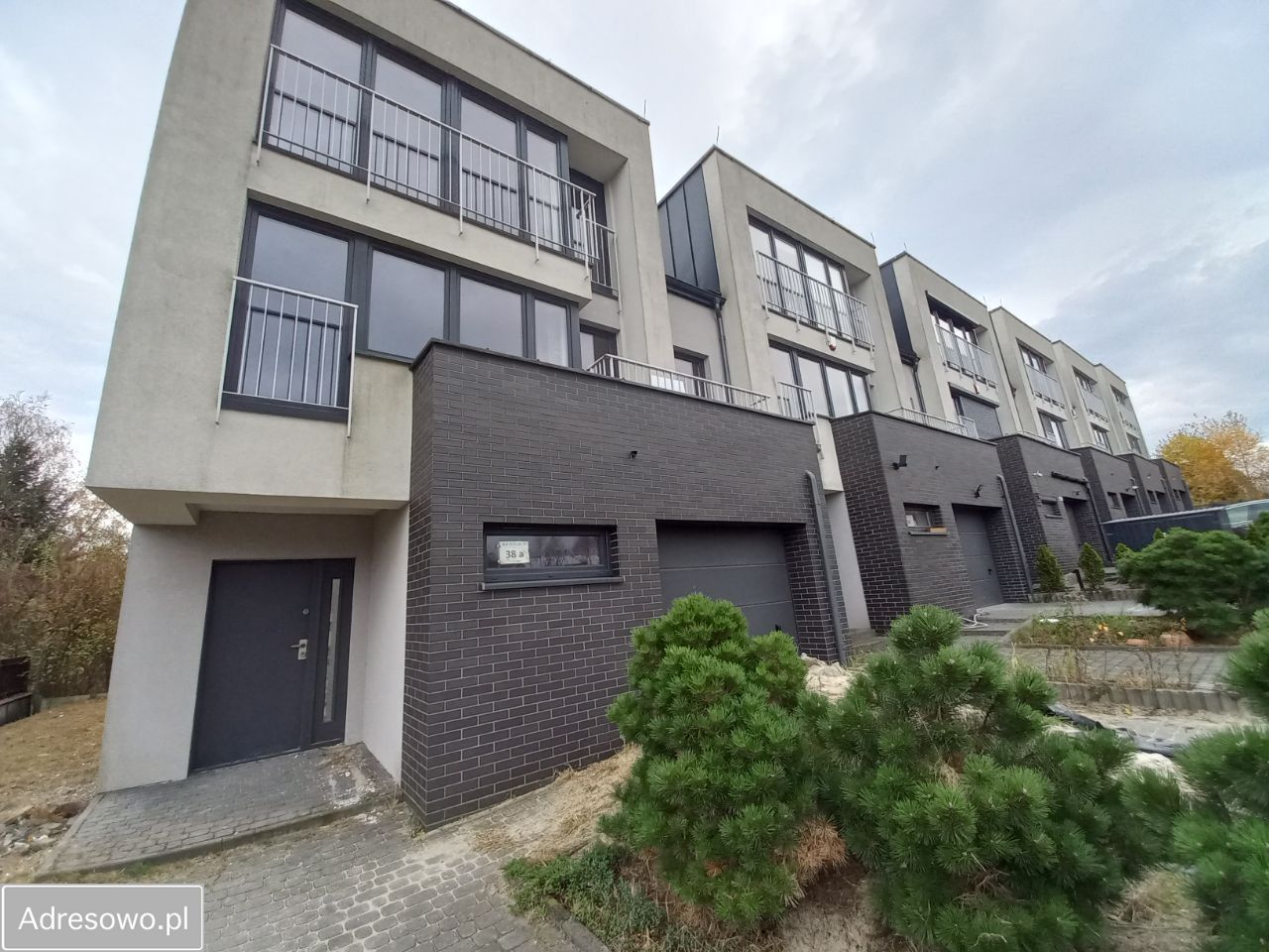 dom szeregowy, 7 pokoi Kraków Bronowice Małe, ul. Na Polach. Zdjęcie 1