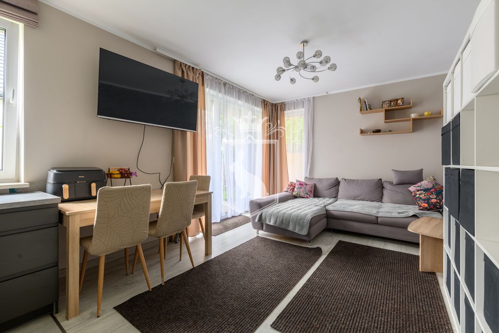 Mieszkanie 4-pokojowe Marki, ul. Leopolda Lisa-Kuli. Zdjęcie 4