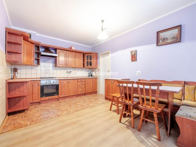 dom wolnostojący, 4 pokoje Pietrzejowice. Zdjęcie 6