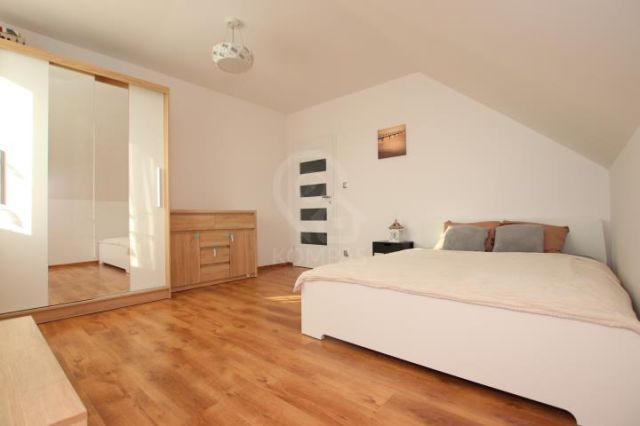 dom wolnostojący, 6 pokoi Chrząstawa Mała, ul. Malinowa. Zdjęcie 14