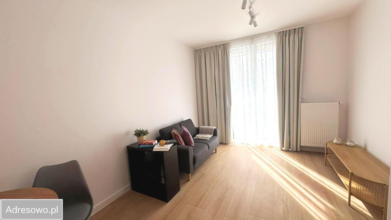 Mieszkanie 2-pokojowe Warszawa Włochy, ul. Aleje Jerozolimskie. Zdjęcie 1