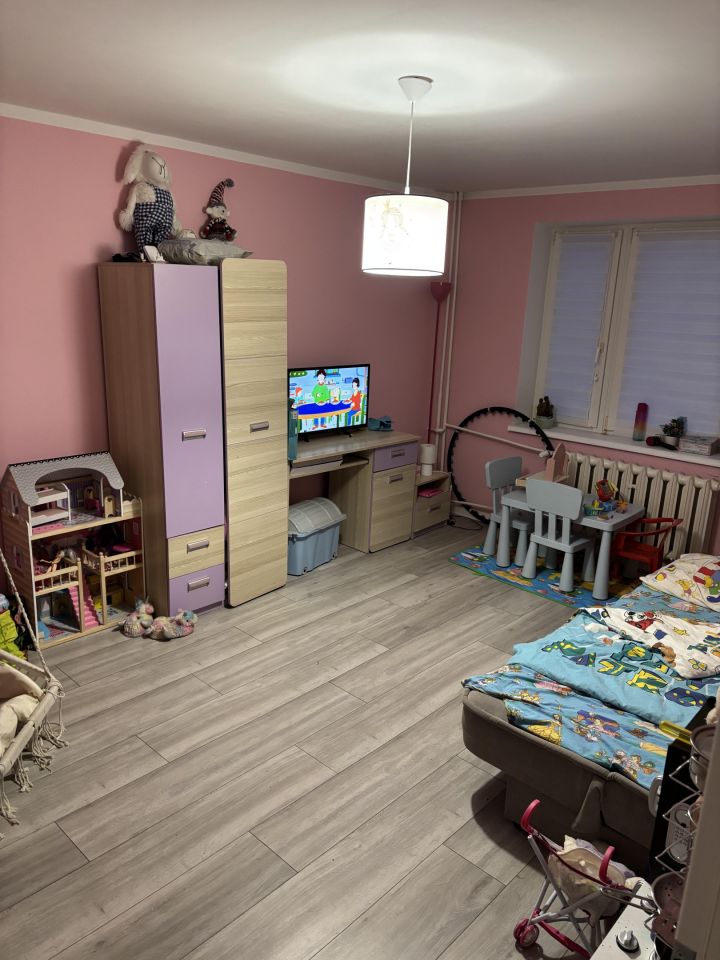 Mieszkanie 4-pokojowe Czerwonka. Zdjęcie 8