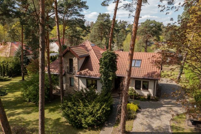 dom wolnostojący, 6 pokoi Warszawa Falenica, ul. Połaniecka. Zdjęcie 1