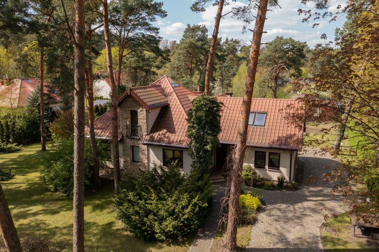 dom wolnostojący, 6 pokoi Warszawa Falenica, ul. Połaniecka