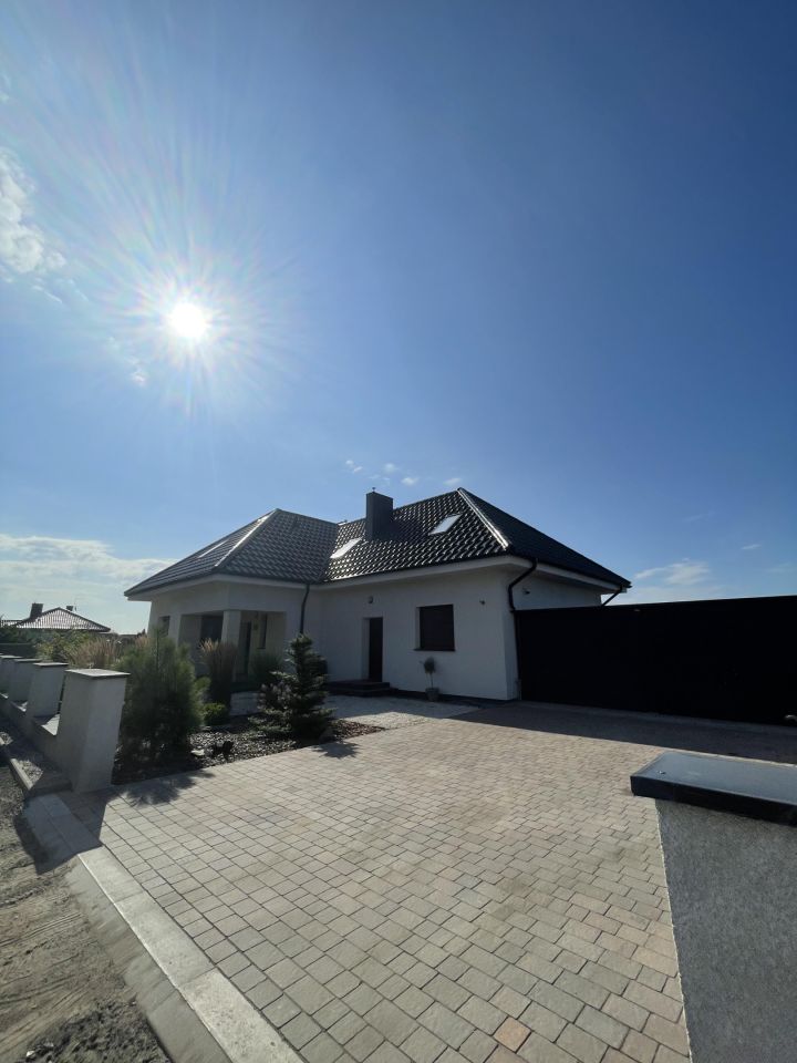 dom wolnostojący, 6 pokoi Dąbcze, ul. Jodłowa