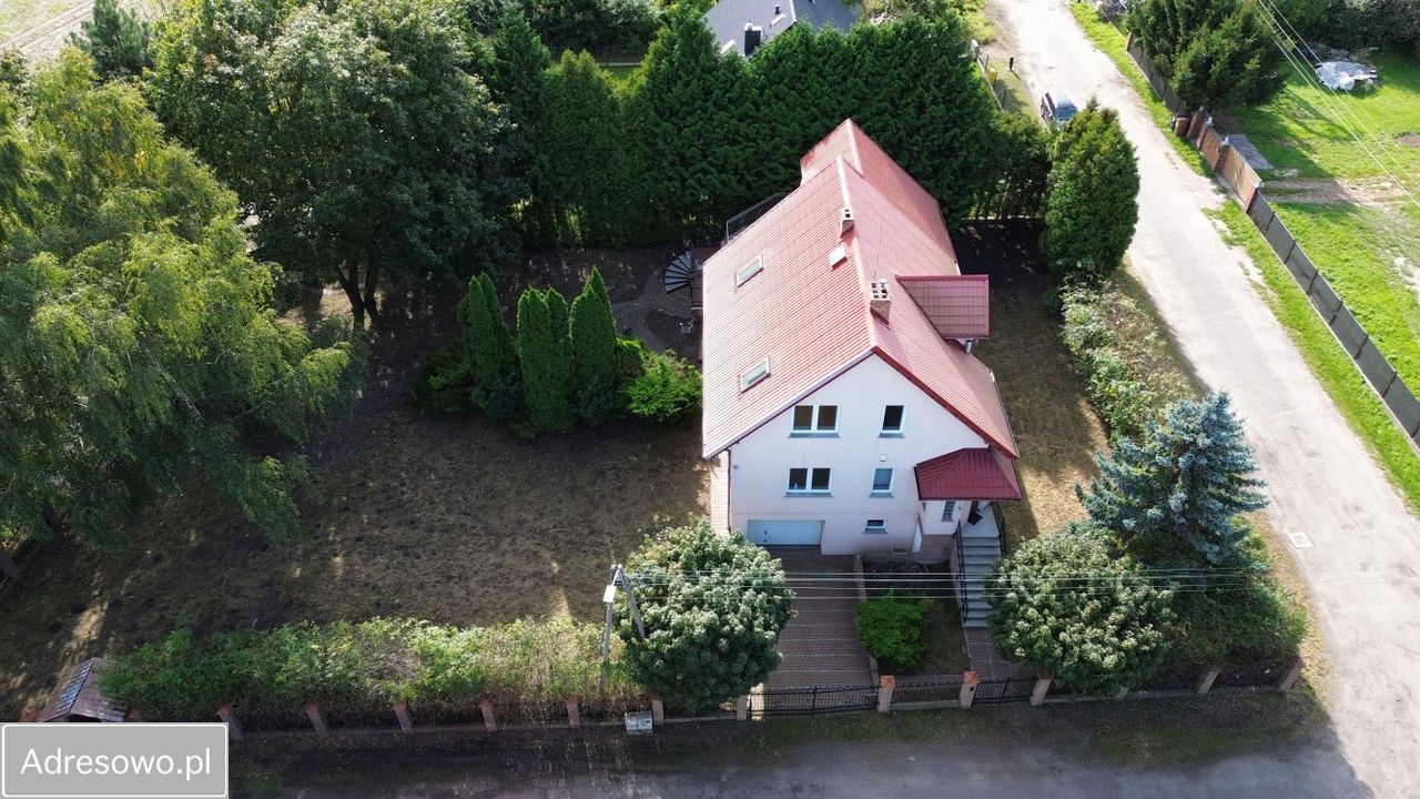 dom wolnostojący, 7 pokoi Pszczółki. Zdjęcie 16