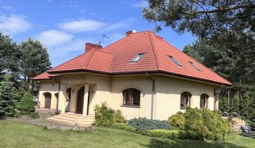 dom wolnostojący, 6 pokoi Starachowice, ul. Południowa