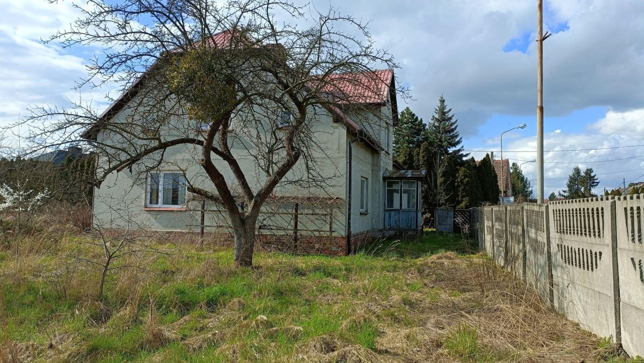 dom wolnostojący, 6 pokoi Czernica. Zdjęcie 2