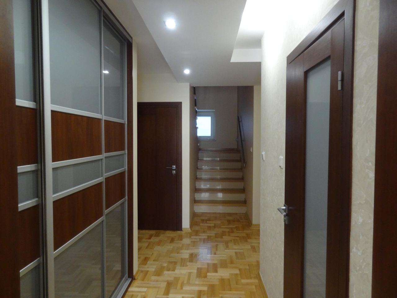 dom wolnostojący, 5 pokoi Radom Dzierzków, Kszubska. Zdjęcie 7