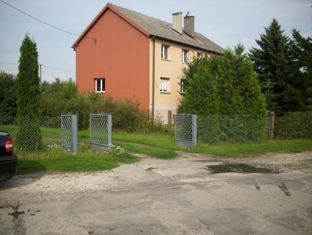 dom wolnostojący, 3 pokoje Zapolice, ul. Spółdzielcza. Zdjęcie 1