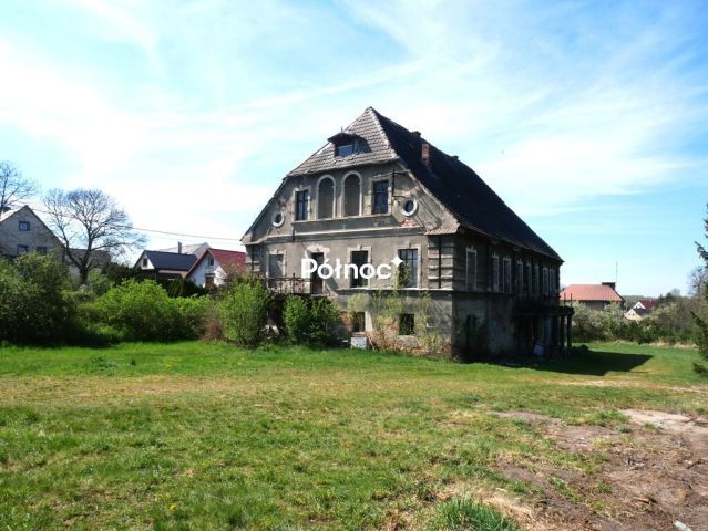 dom wolnostojący, 8 pokoi Krzyżowa. Zdjęcie 7