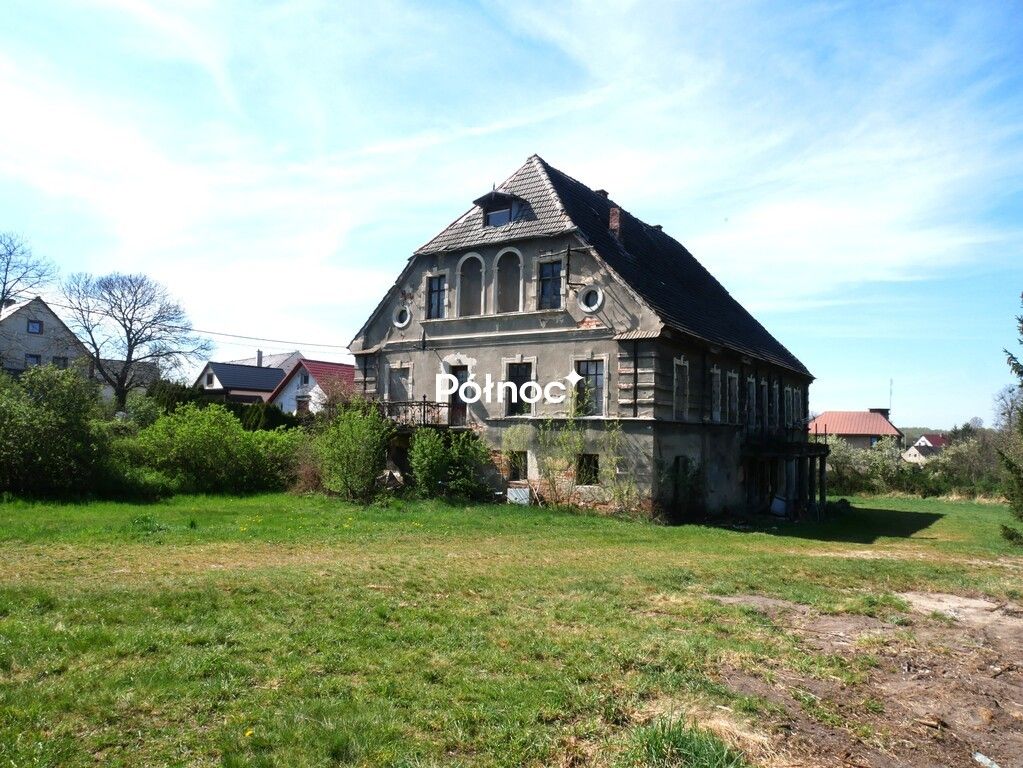 dom wolnostojący, 8 pokoi Krzyżowa. Zdjęcie 7