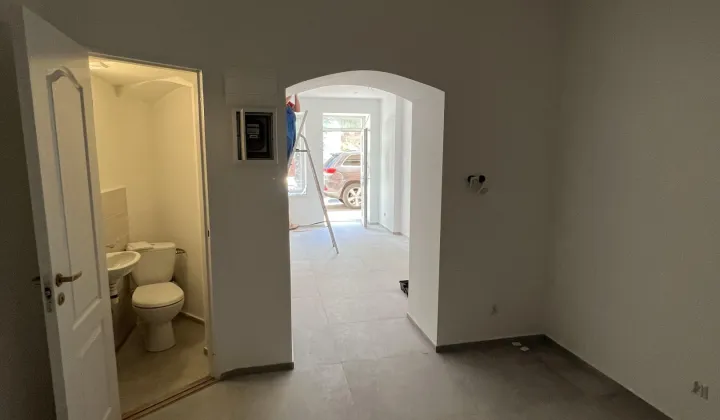 Lokal Szczecin Niebuszewo, al. Wyzwolenia