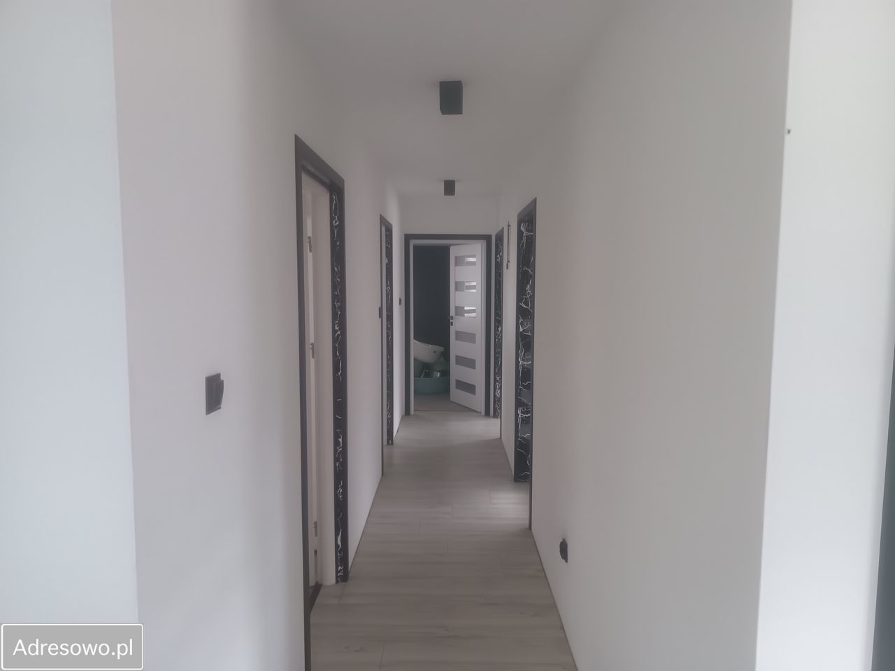 dom wolnostojący, 3 pokoje Różanka, ul. Zamoyskich. Zdjęcie 7