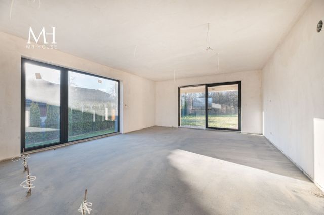 dom wolnostojący, 4 pokoje Zgierz. Zdjęcie 4