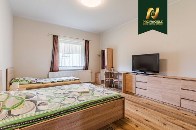 dom wolnostojący, 8 pokoi Gdynia. Zdjęcie 14