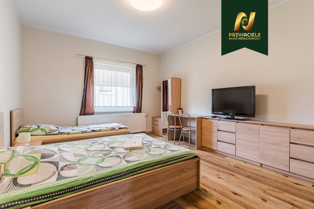 dom wolnostojący, 8 pokoi Gdynia. Zdjęcie 14