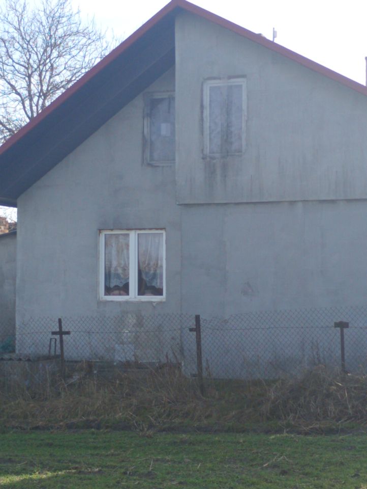 dom wolnostojący, 3 pokoje Niezdów, Niezdów. Zdjęcie 2