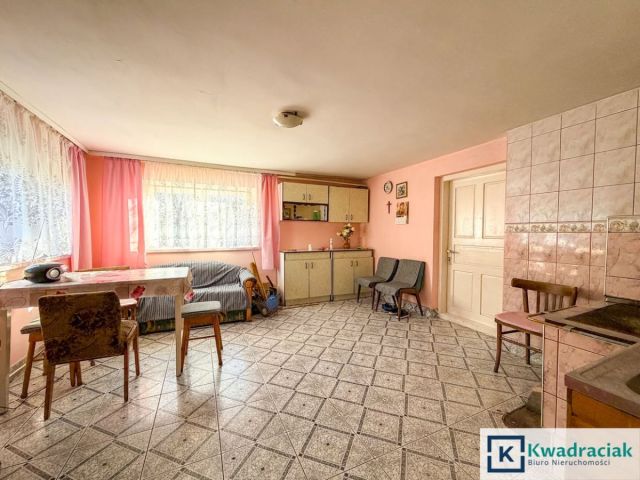 dom wolnostojący, 4 pokoje Lipowica. Zdjęcie 16