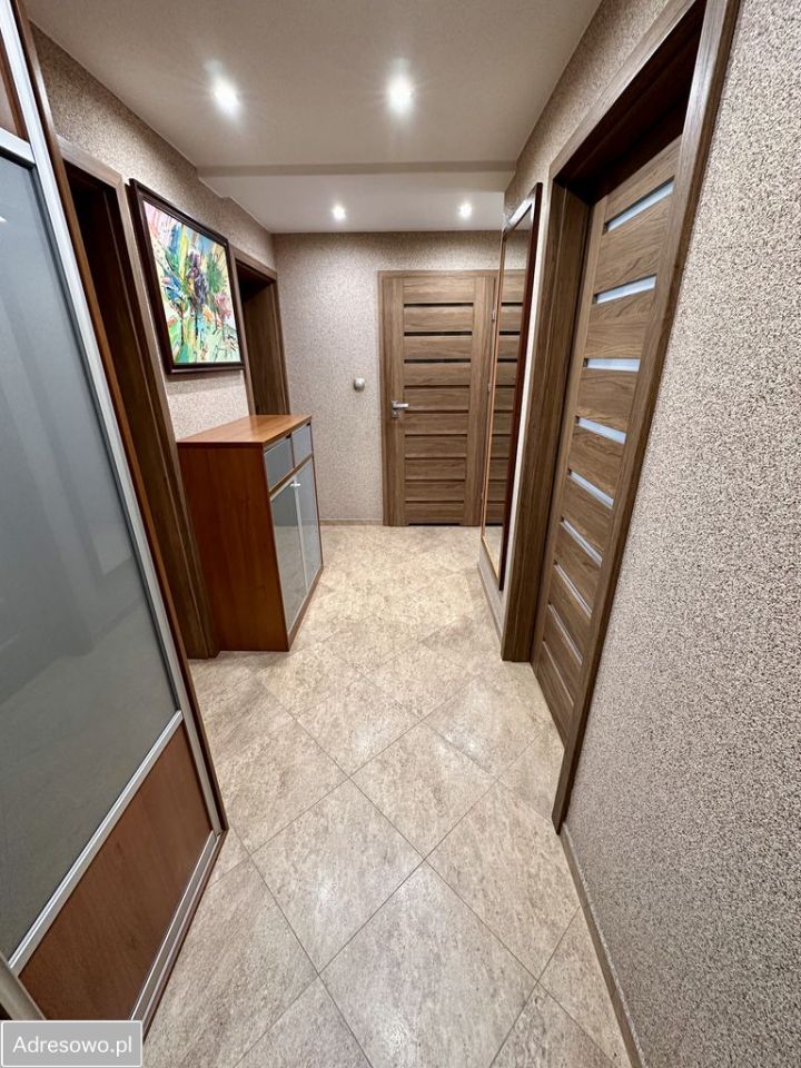 Mieszkanie 3-pokojowe Lewin Brzeski, ul. Kilińskiego. Zdjęcie 4