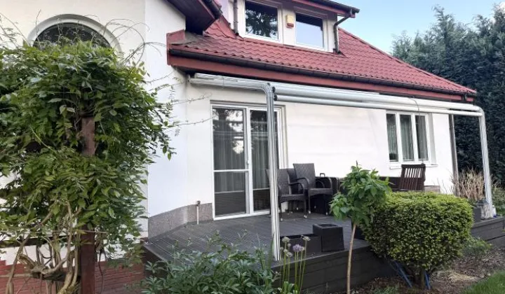 dom wolnostojący, 7 pokoi Warszawa Wawer, ul. Poprawna