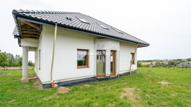 dom wolnostojący, 5 pokoi Szczodrkowice. Zdjęcie 8