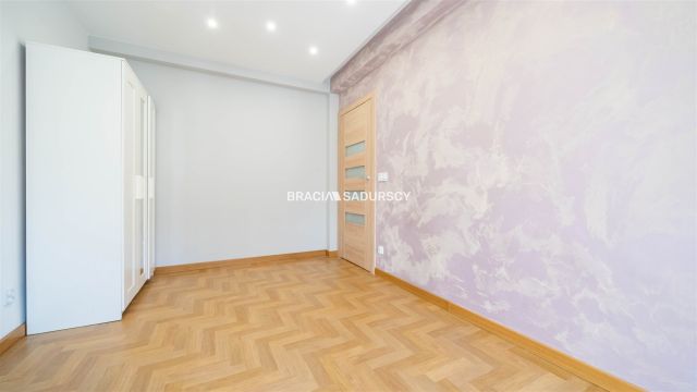 Mieszkanie 3-pokojowe Czarnochowice. Zdjęcie 11