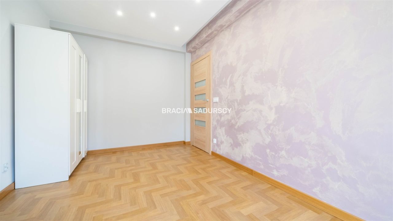 Mieszkanie 3-pokojowe Czarnochowice. Zdjęcie 11