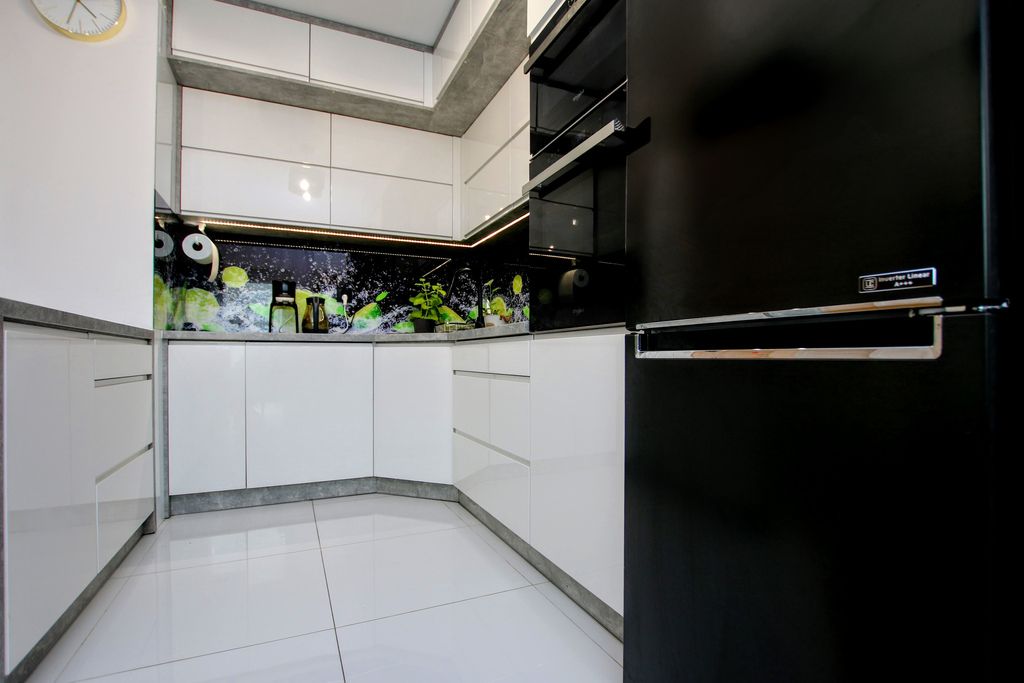 Mieszkanie 3-pokojowe Rzeszów, ul. Miła. Zdjęcie 3