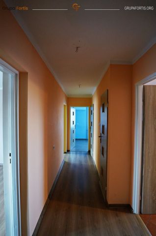 Mieszkanie 3-pokojowe Czyżowice. Zdjęcie 9