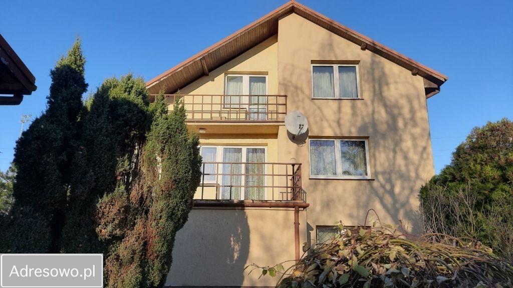 dom wolnostojący, 6 pokoi Łowicz, ul. Powstańców 1863 r.. Zdjęcie 2