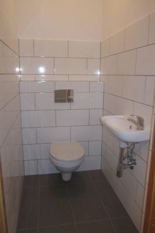 Mieszkanie 4-pokojowe Kraków Żabiniec, ul. Mikołaja Reja. Zdjęcie 3