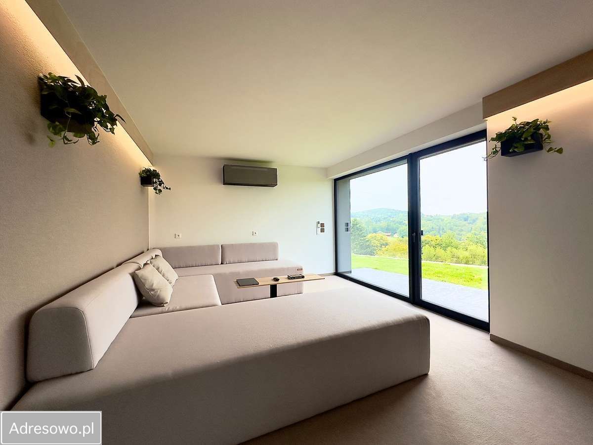 dom wolnostojący, 5 pokoi Kobylec. Zdjęcie 16