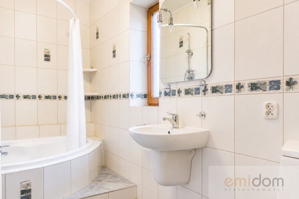 dom wolnostojący, 5 pokoi Sulejówek. Zdjęcie 9